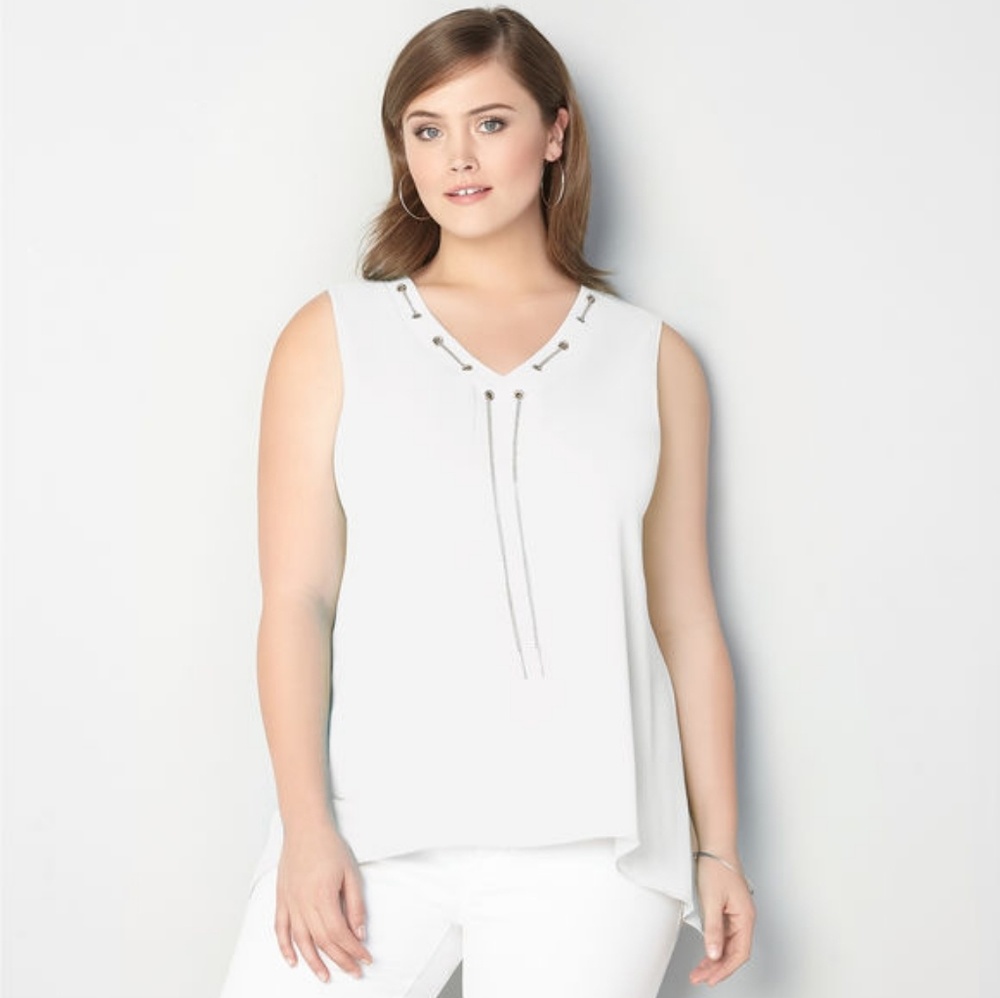 Chain link grommet  crepe top sz 26/28